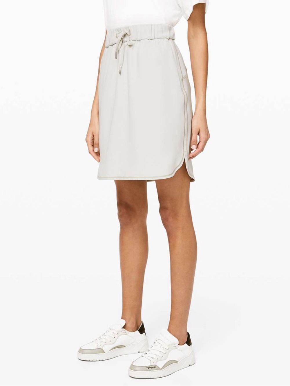 LULULEMON | on the fly skirt | size 8